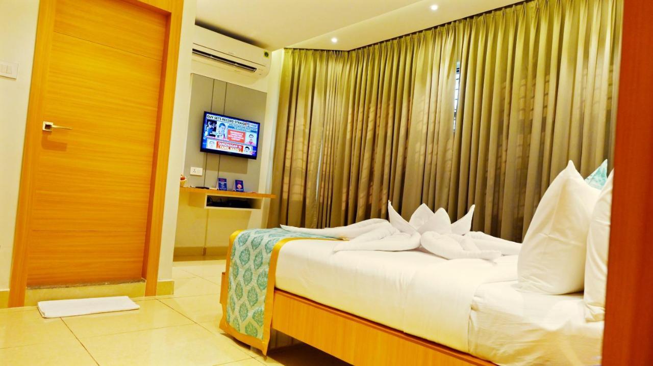 Hotel Sri Krishna Residency Udupi Buitenkant foto