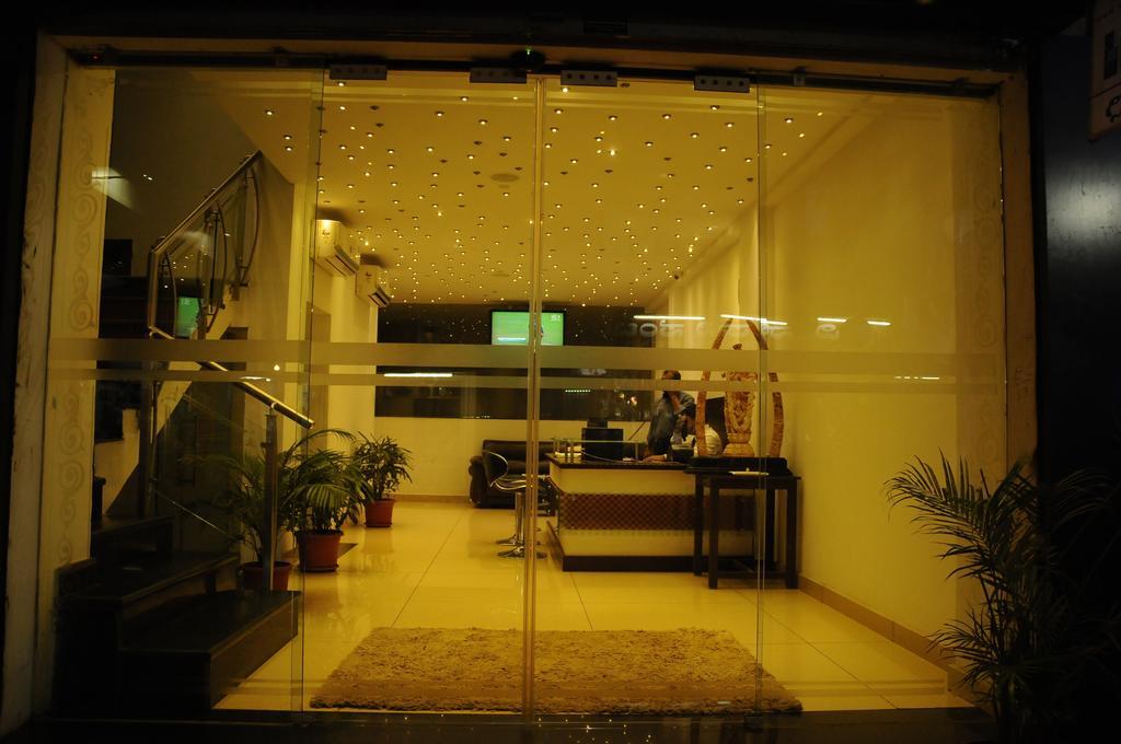Hotel Sri Krishna Residency Udupi Buitenkant foto