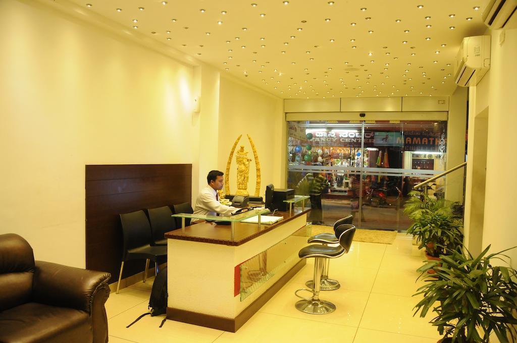 Hotel Sri Krishna Residency Udupi Buitenkant foto