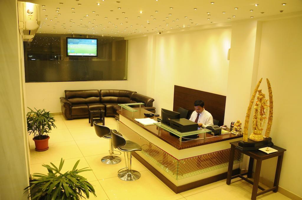 Hotel Sri Krishna Residency Udupi Buitenkant foto