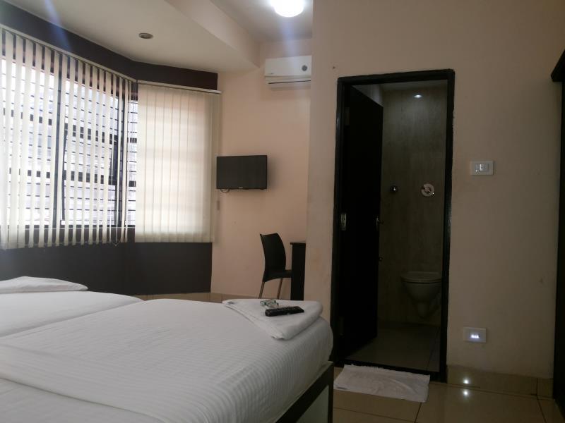 Hotel Sri Krishna Residency Udupi Buitenkant foto