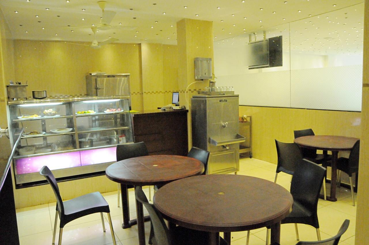 Hotel Sri Krishna Residency Udupi Buitenkant foto