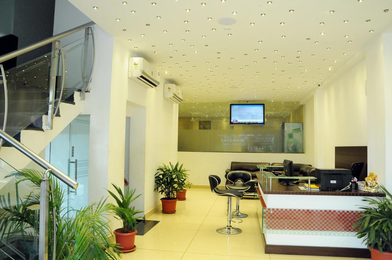 Hotel Sri Krishna Residency Udupi Buitenkant foto