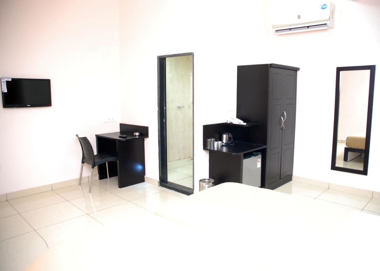 Hotel Sri Krishna Residency Udupi Buitenkant foto