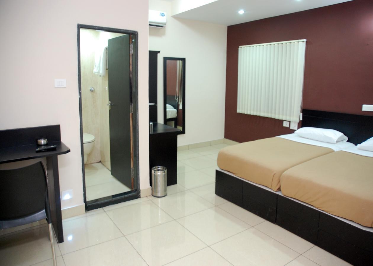 Hotel Sri Krishna Residency Udupi Buitenkant foto
